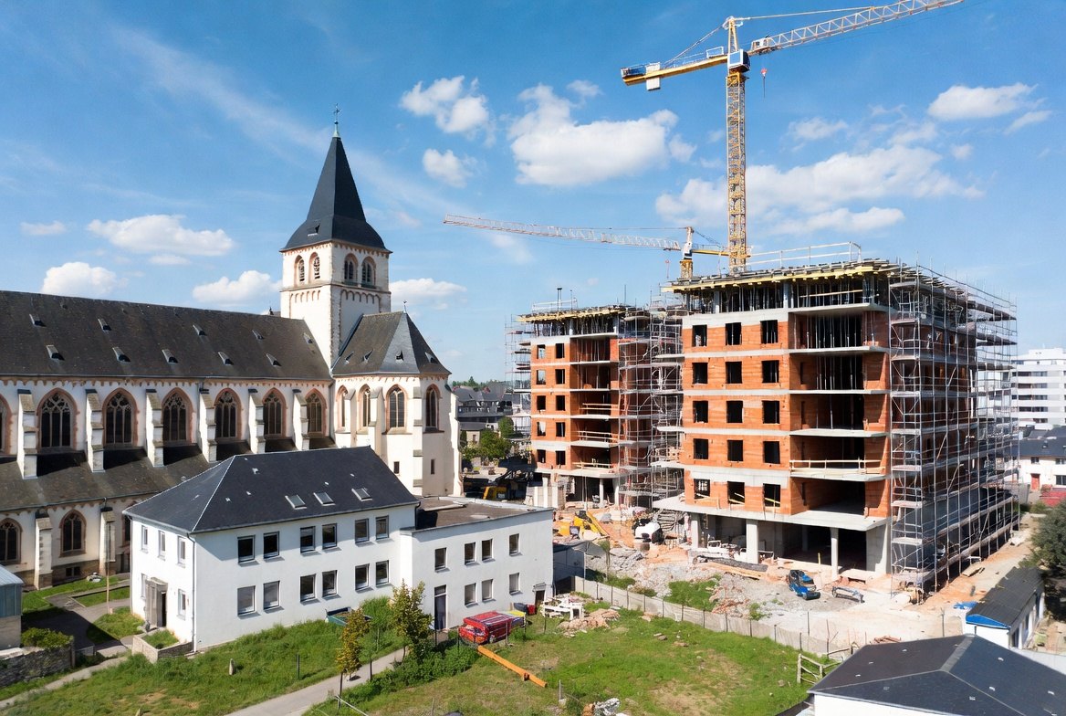 Major milestone at Twyford Abbey – 296 new homes and a park for residents