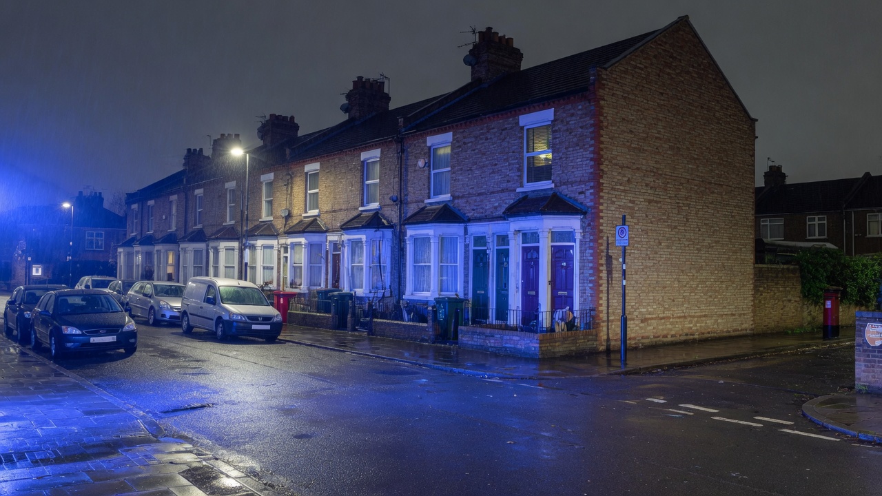 Southall house fire: crews rescue eight adults on Shackleton Road